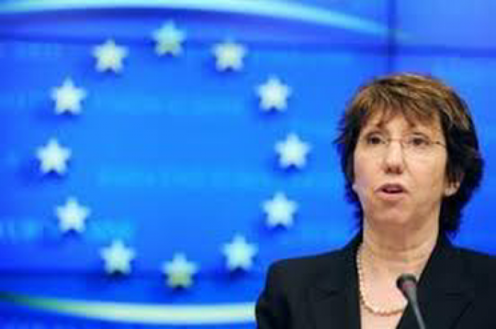 ■	Catherine Margaret Ashton, baronesse Ashton av Upholland i Lancashire, er britisk politiker og medlem av Europakommisjonen siden 2008. I 2009 ble hun som den første utpekt som Unionens høye representant for utenriks- og sikkerhetspolitikk. I kraft av denne stillingen skrev hun forordet i studien ’Perspectives for European Defence 2020’, der visjonene for Europas arbeidsliv er utmeislet i detalj.
