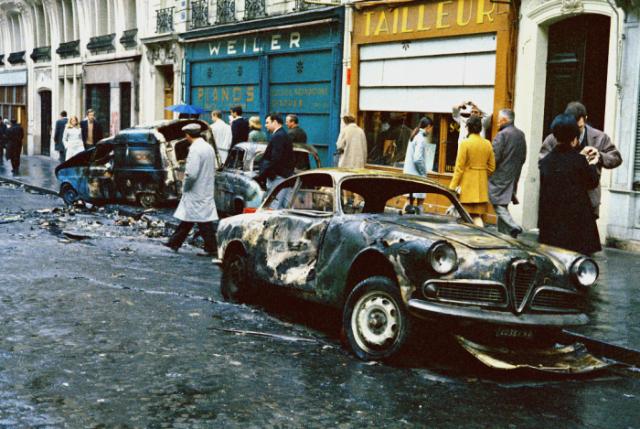 Illustrasjonsfoto: Utbrente biler i Latin-kvartalet, 11. mai 1968 												 AP Photo