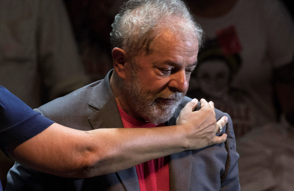 Brasils tidligere president Lula da Silva, som også var kandidat for Arbeiderpartiet ved  siste presidentvalg												AP Photo/Leo Correa, File